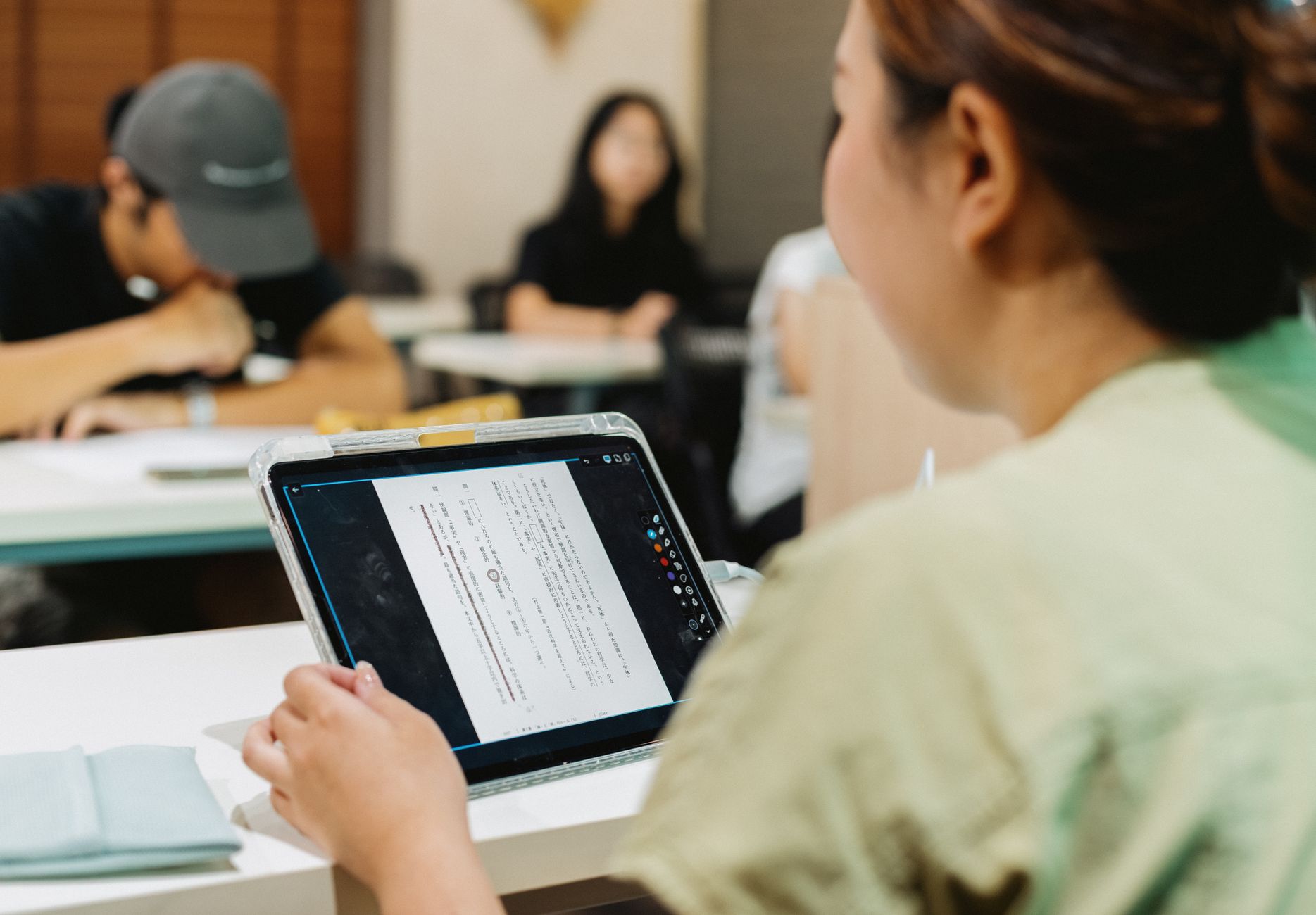 六級成績可以申請香港教育大學（The Education资料核验